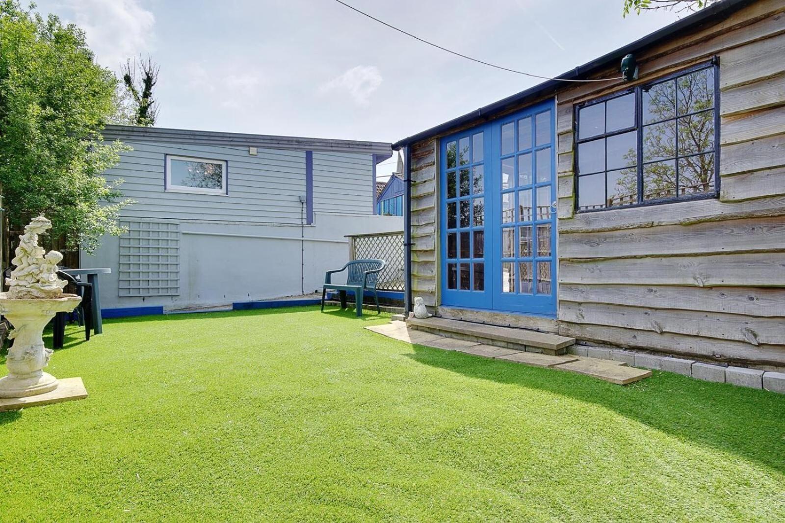 Hilltop Farm * Sturminster Newton
